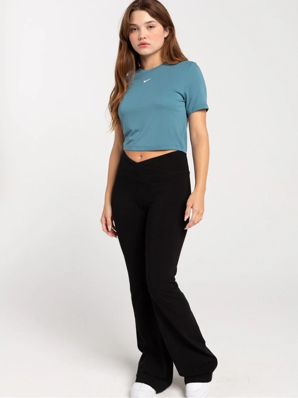 Nike One Relaxed Dri-FIT Cropped Tee Blue Athletic Workout Top Women’s L
